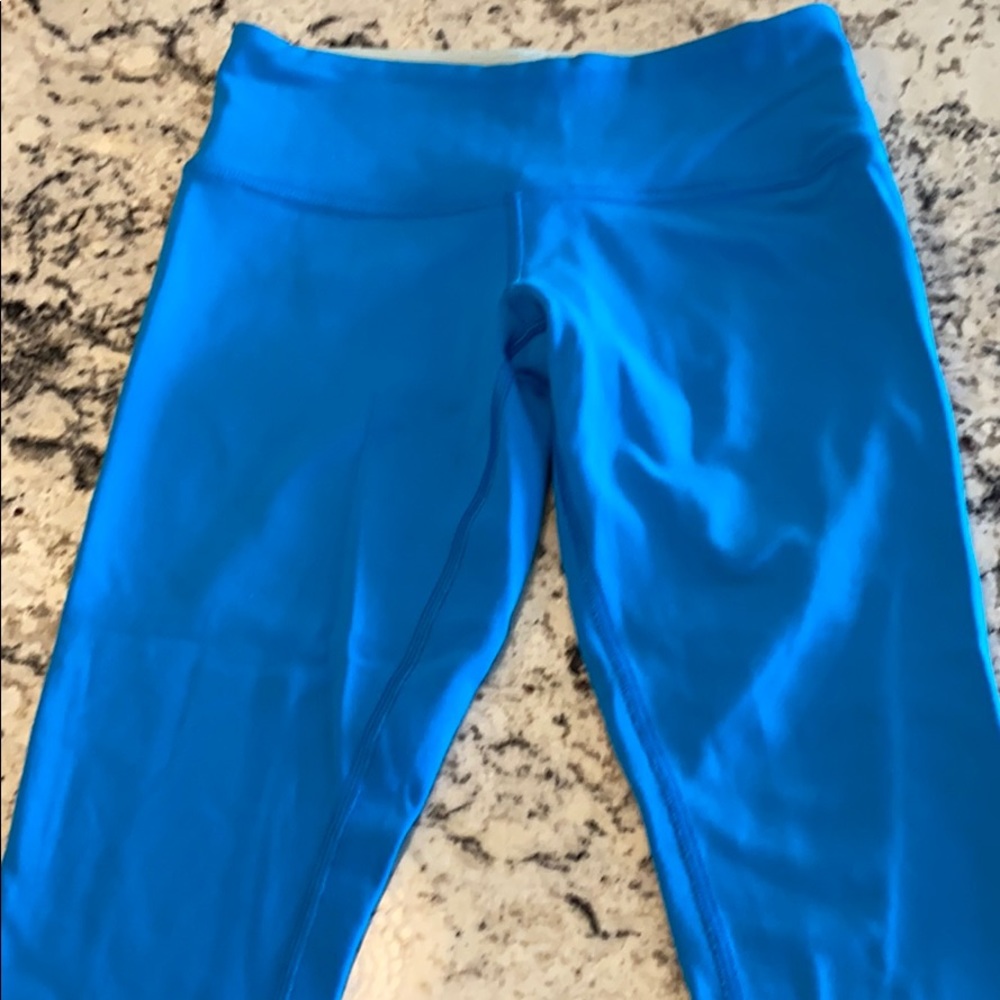 Women’s lululemon cropped leggings